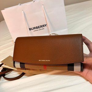 Burberry Henley Coca Check Derby Leather Convertible Chain Wallet Crossbody Bag